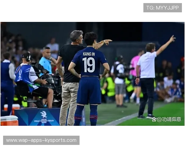 大巴黎舍瓦利耶点球稳健，淘汰赛表现再受期待