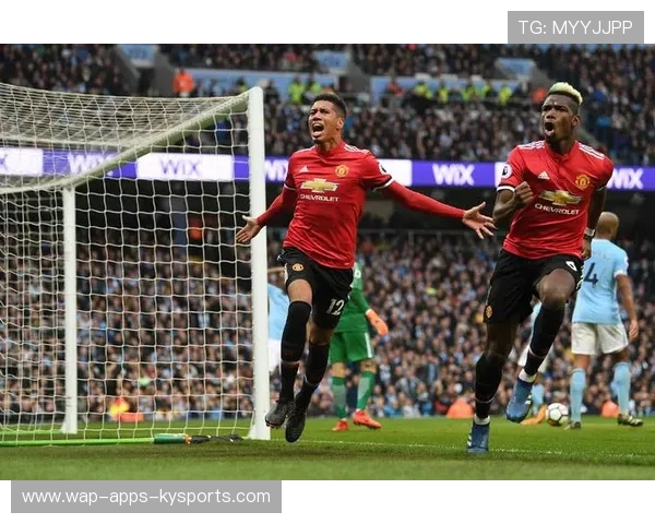 西汉姆联外线渗透精准打击导致整条防区全面松动